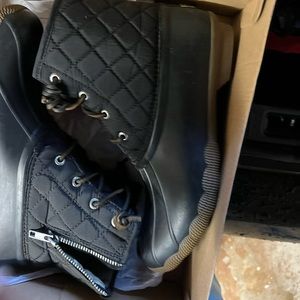 Sperry boots